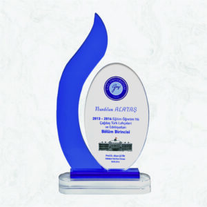 1002 KRİSTAL PLAKET