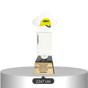 1036 KRİSTAL PLAKET